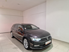 VW Passat Variant Elegance TDI SCR DSG thumbnail