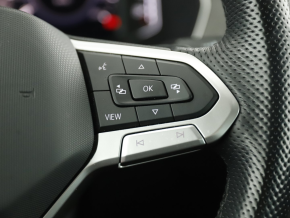 VW Noul Passat GTE 1.4 TSI 218 CP PHEV thumbnail