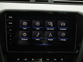 VW Noul Passat GTE 1.4 TSI 218 CP PHEV thumbnail