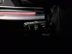 Audi Q8 55 TFSI quattro thumbnail