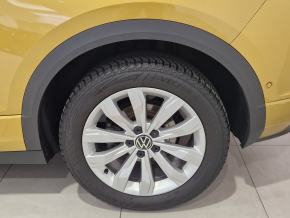 VW Noul T-Roc R-Line 1.5 TSI DSG thumbnail