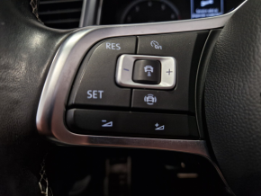 VW Noul T-Roc R-Line 1.5 TSI DSG thumbnail