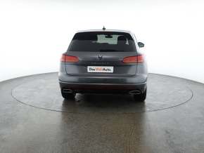 VW Touareg R-Line TDI 4MOTION thumbnail