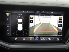 VW Touareg R-Line TDI 4MOTION thumbnail