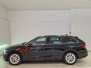 Škoda OCTAVIA Combi Premium TDI DSG thumbnail