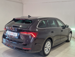Škoda OCTAVIA Combi Premium TDI DSG thumbnail