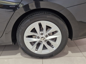 Škoda OCTAVIA Combi Premium TDI DSG thumbnail