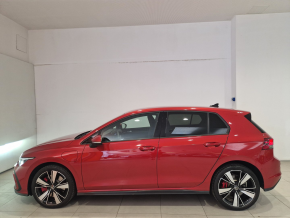 VW Golf GTE thumbnail