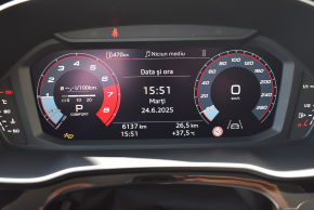 Audi Q3 35 TFSI thumbnail