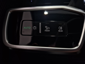 Audi RS6 Avant performance quattro thumbnail