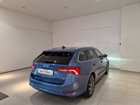 Škoda OCTAVIA Combi Style iV DSG thumbnail
