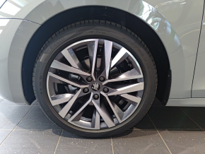 Škoda Octavia Selection 2.0 TDI DSG thumbnail