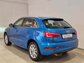 Audi Q3 Sport 2.0 TDI quattro thumbnail
