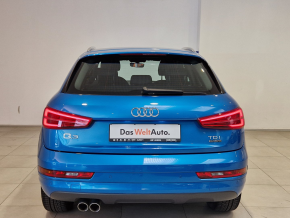 Audi Q3 Sport 2.0 TDI quattro thumbnail