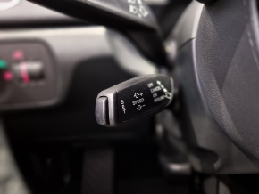 Audi Q3 Sport 2.0 TDI quattro thumbnail
