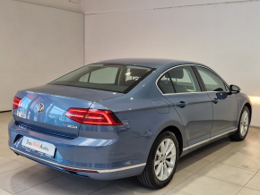 VW Passat Highline 1.8 TSI thumbnail