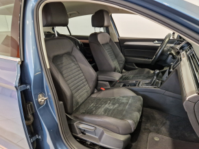 VW Passat Highline 1.8 TSI thumbnail