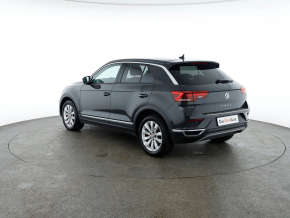 VW T-Roc Sport 2.0 TDI 4Mot DSG thumbnail