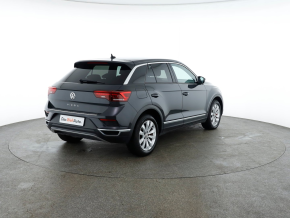 VW T-Roc Sport 2.0 TDI 4Mot DSG thumbnail
