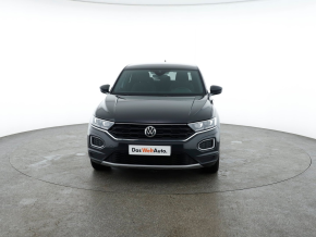 VW T-Roc Sport 2.0 TDI 4Mot DSG thumbnail