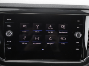 VW T-Roc Sport 2.0 TDI 4Mot DSG thumbnail