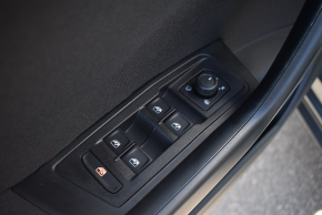 VW T-Roc Life 1.5 TSI DSG TD thumbnail