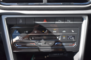 VW T-Roc Life 1.5 TSI DSG TD thumbnail
