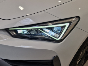 CUPRA Leon 1.5 eTSI DSG7 thumbnail