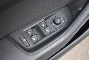 VW Noul Passat Comfortline1.5 TSI ACT DSG thumbnail