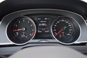 VW Noul Passat Comfortline1.5 TSI ACT DSG thumbnail