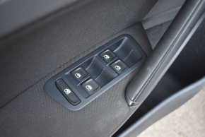 VW Golf Trendline 1.6 TDI thumbnail