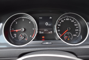 VW Golf Trendline 1.6 TDI thumbnail