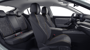 Superb Selection PHEV thumbnail