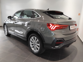 Audi Q3 Sportback 40 TDI quattro thumbnail