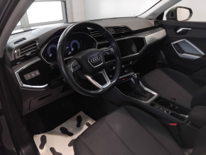 Audi Q3 Sportback 40 TDI quattro thumbnail