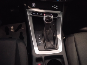 Audi Q3 Sportback 40 TDI quattro thumbnail