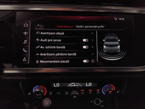 Audi Q3 Sportback 40 TDI quattro thumbnail