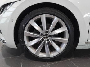 VW Noul Arteon Elegance 2.0 TDI SCR DSG4Mot thumbnail