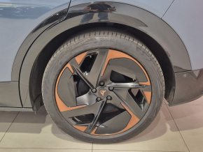 CUPRA Tavascan VZ 77 kWh thumbnail