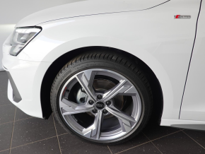 Audi A3 Limousine 35 TFSI S line exterieur thumbnail