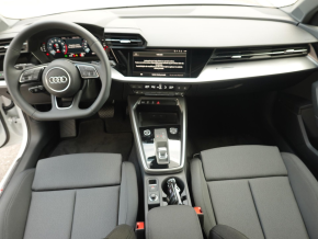 Audi A3 Limousine 35 TFSI S line exterieur thumbnail