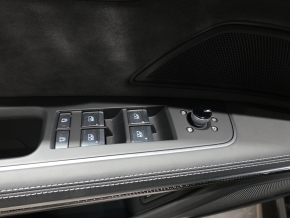 Audi A8 PI 50 TDI quattro thumbnail