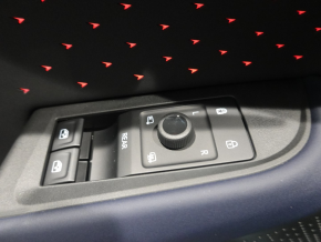 CUPRA Tavascan VZ 77 kWh thumbnail