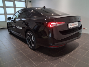 Škoda Superb Sportline 2.0 TSI DSG thumbnail