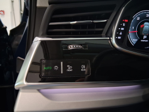 Audi Q7 45 TDI quattro thumbnail