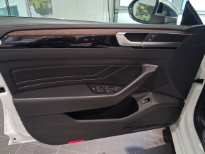 VW Noul Arteon Elegance 2.0 TDI SCR DSG4Mot thumbnail