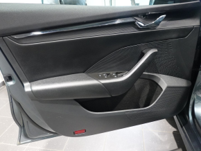 Škoda Octavia Ambition 2.0 TDI DSG thumbnail