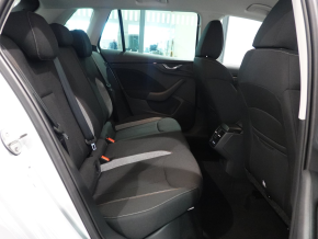 Škoda Kamiq Selection 1.0 TSI DSG thumbnail