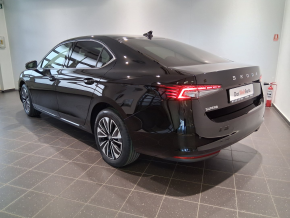 Škoda Superb Selection 2.0 TDI DSG thumbnail