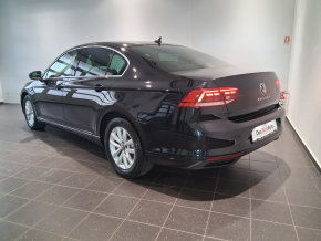 VW Noul Passat Comfortline 2.0 TDI DSG thumbnail